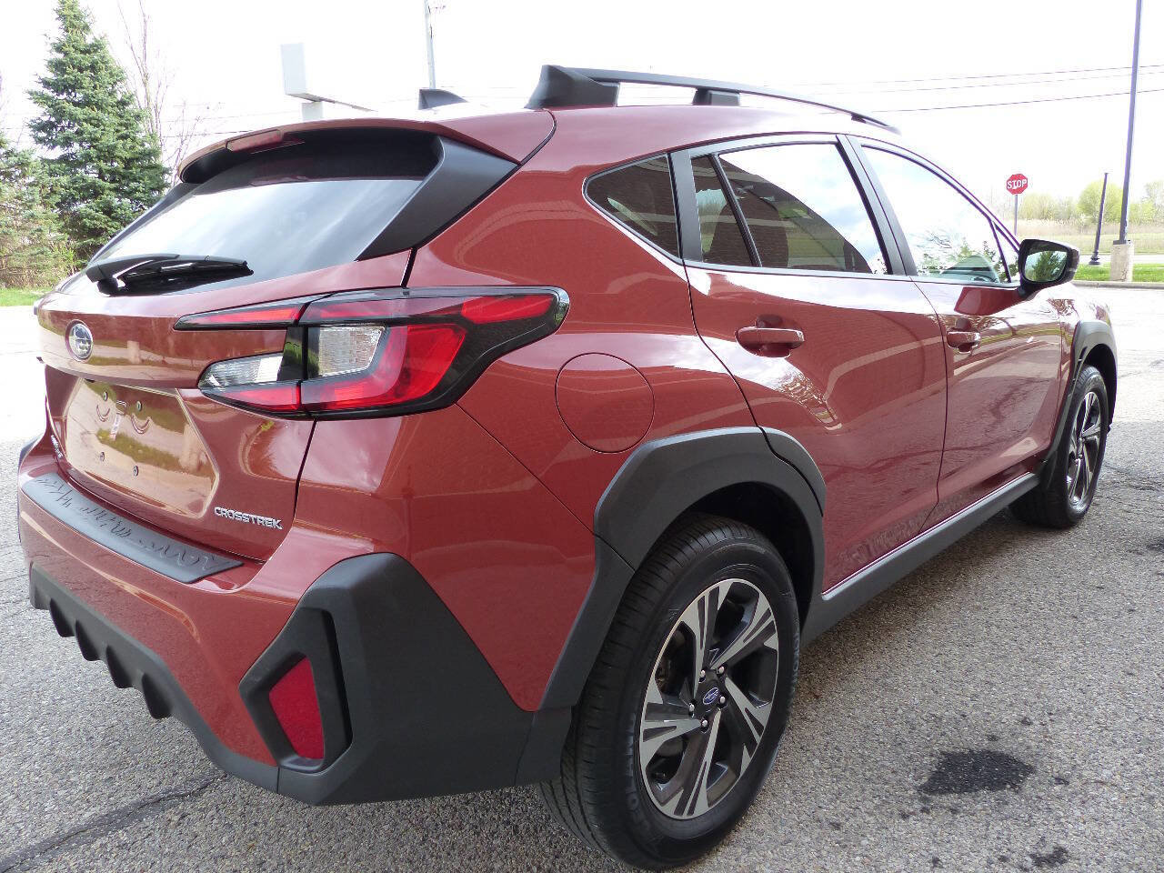 Used 2024 Subaru Crosstrek 2.0i Premium AWD/4WD image 10