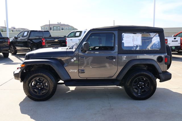 Used 2018 Jeep Wrangler Sport image 4