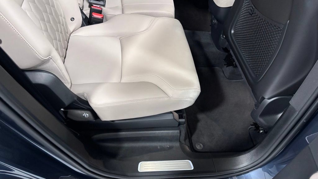Certified 2026 Volvo XC90 B6 Plus AWD/4WD image 24