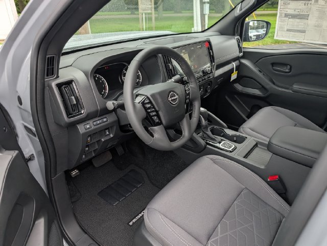 New 2027 Nissan Frontier SV w/ SV Convenience Package AWD/4WD image 16
