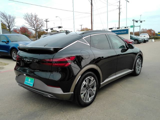 Used 2024 Genesis GV60 RWD image 8