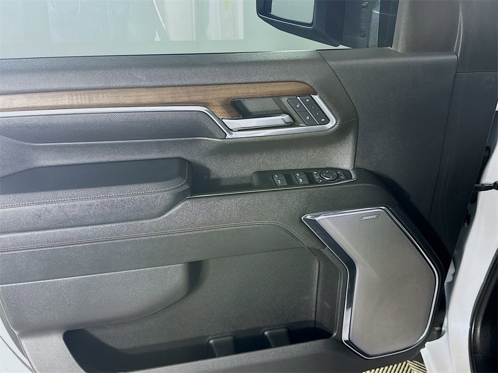 Used 2024 Chevrolet Silverado 3500 High Country w/ High Country Premium Package image 25