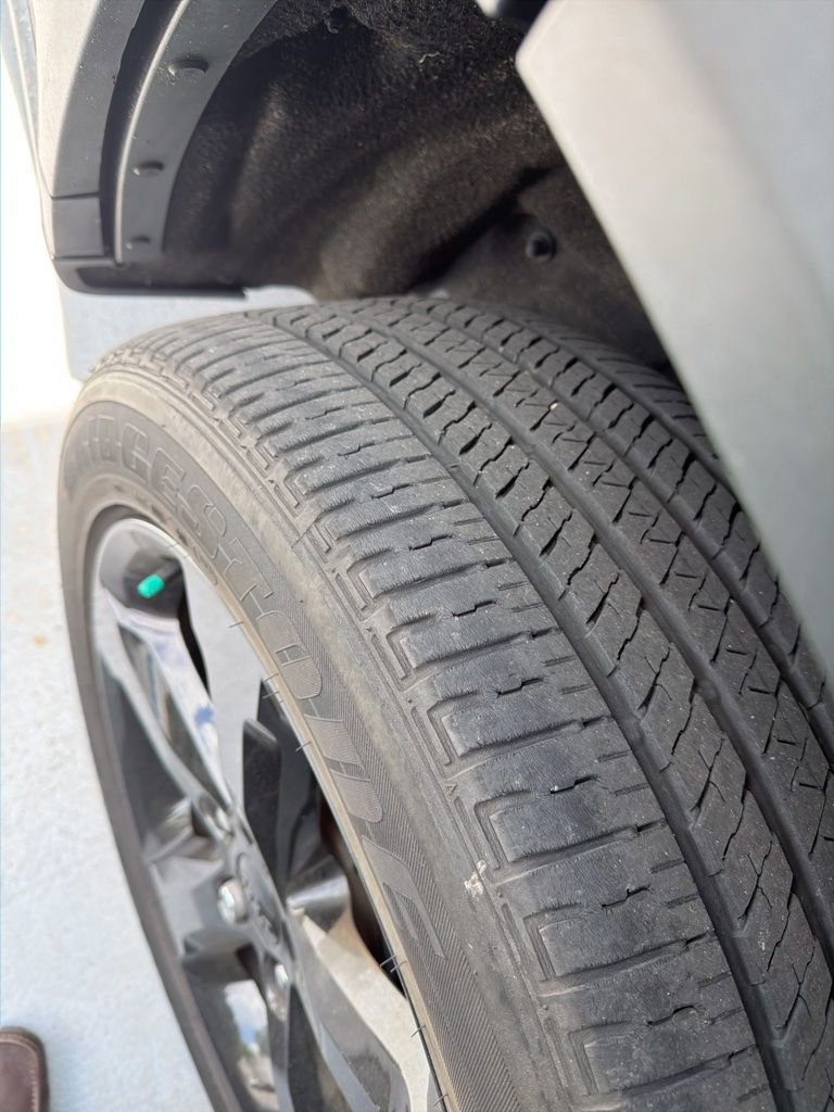 Used 2023 Jeep Grand Cherokee Altitude AWD/4WD image 9