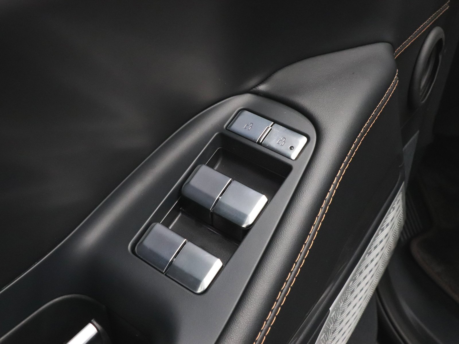 Used 2025 Lincoln Navigator Black Label image 13