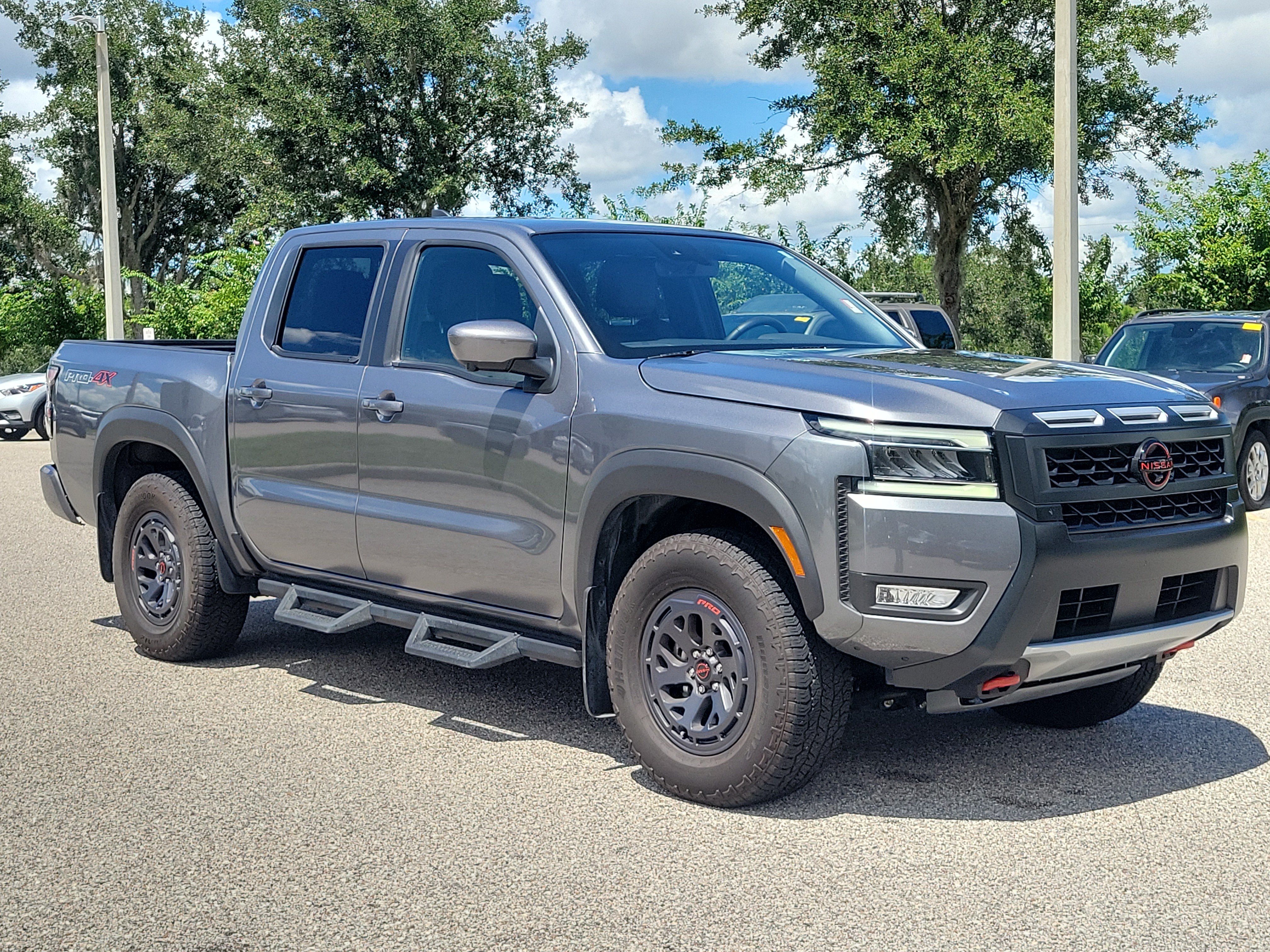 Certified 2025 Nissan Frontier PRO-4X w/ Pro Premium Package AWD/4WD image 3