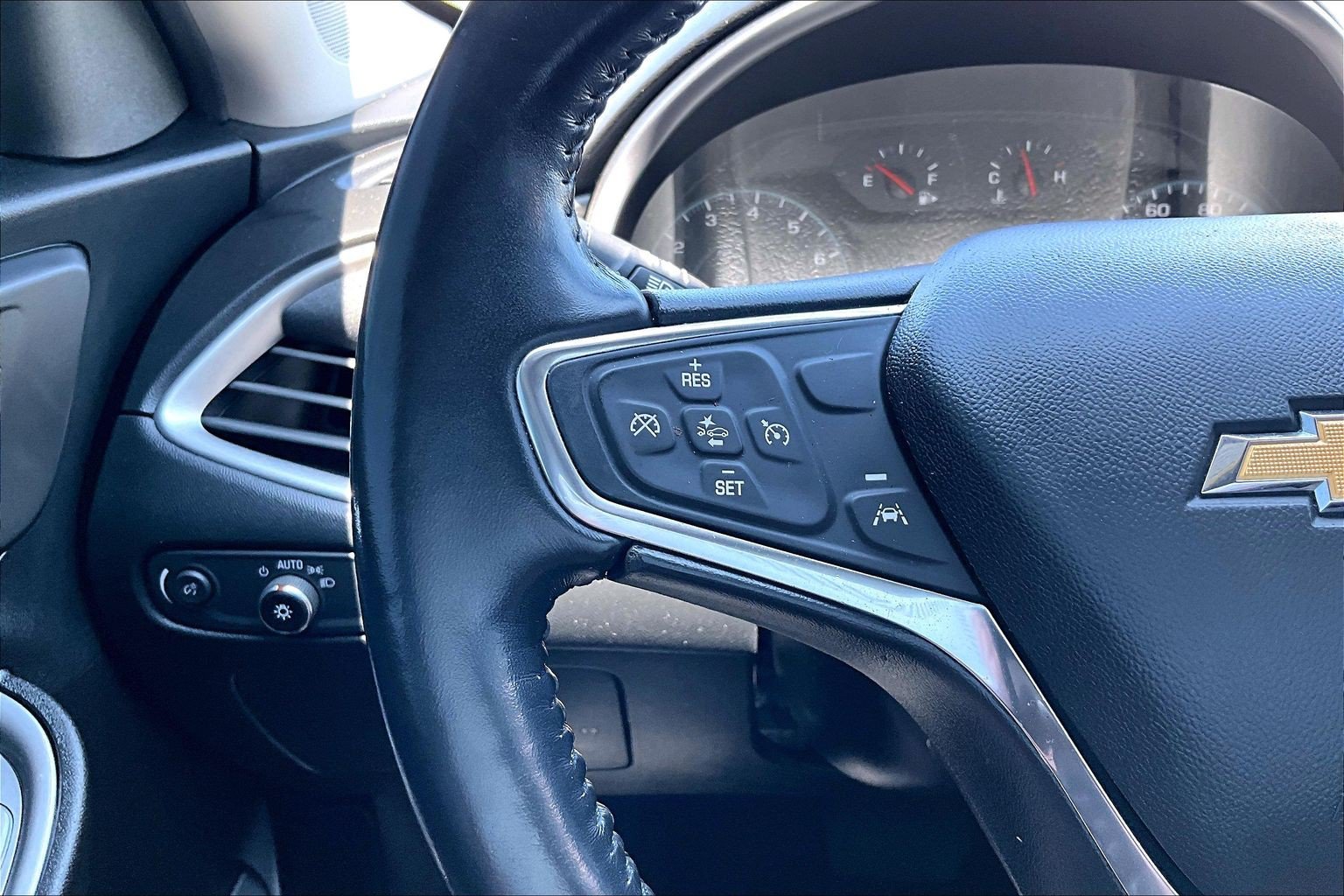 Used 2021 Chevrolet Malibu RS FWD image 19