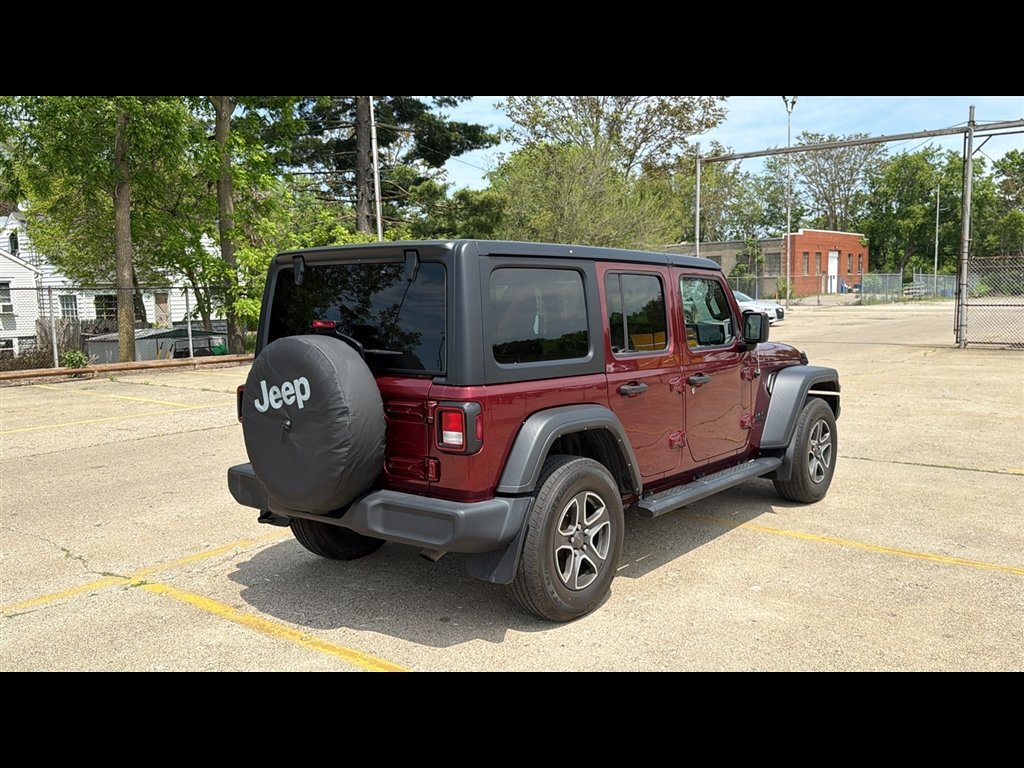 Used 2022 Jeep Wrangler Unlimited Sport w/ Cold Weather Group AWD/4WD image 5