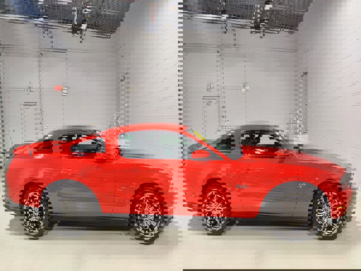 Used 2011 Ford Mustang GT Premium w/ Electronics Pkg image 5