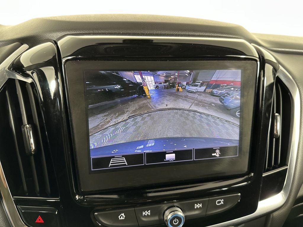 Certified 2020 Chevrolet Traverse LT FWD image 18