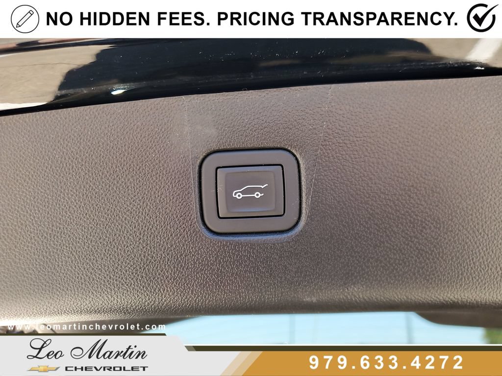 Used 2025 Chevrolet Blazer RS AWD/4WD image 8