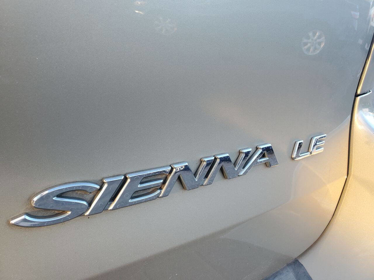 Used 2009 Toyota Sienna LE image 27