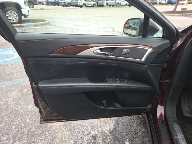 Used 2017 Lincoln MKZ Reserve w/ Climate Package image 27