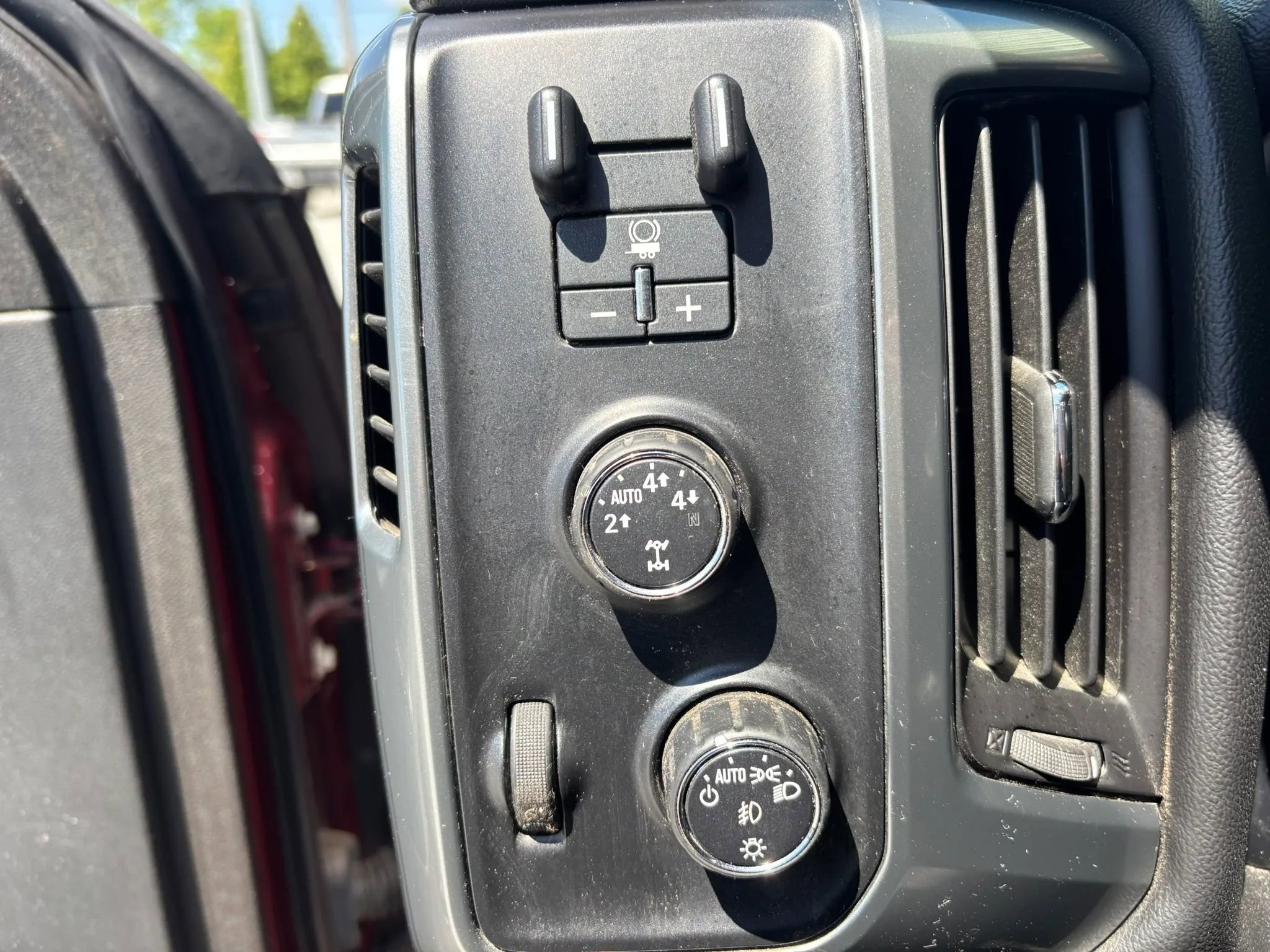 Used 2016 Chevrolet Silverado 1500 LT w/ All Star Edition AWD/4WD image 20