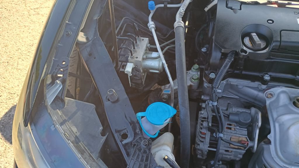 Used 2016 Honda Accord EX-L image 38