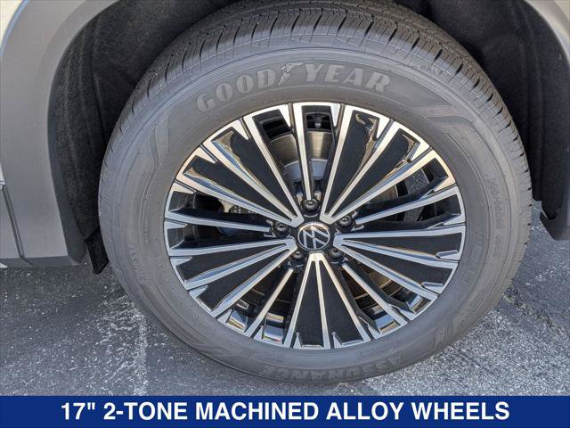 Certified 2026 Volkswagen Tiguan S w/ 18" Wheel Package FWD image 9