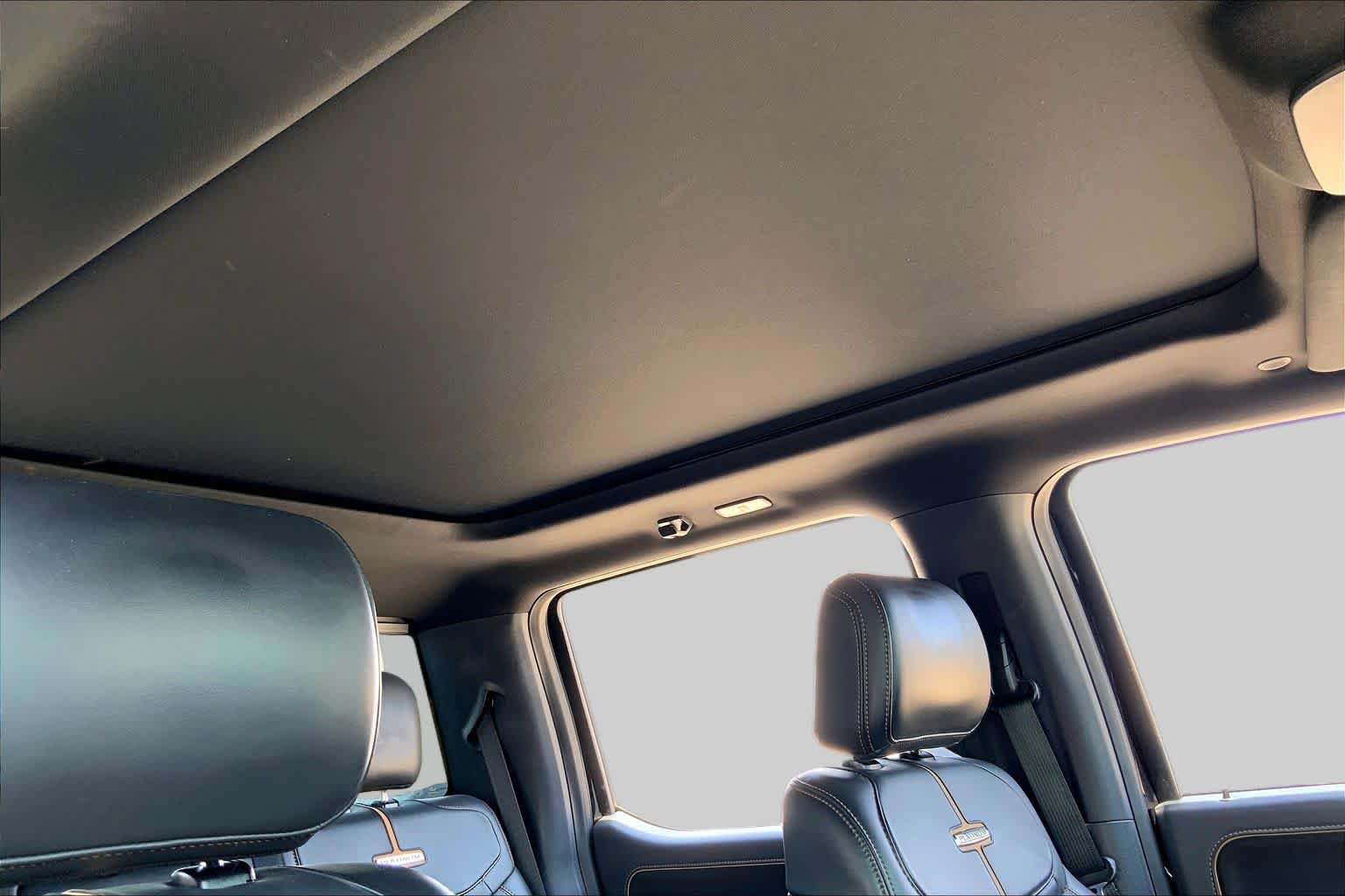 Used 2021 Ford F150 Platinum w/ FX4 Off-Road Package AWD/4WD image 14