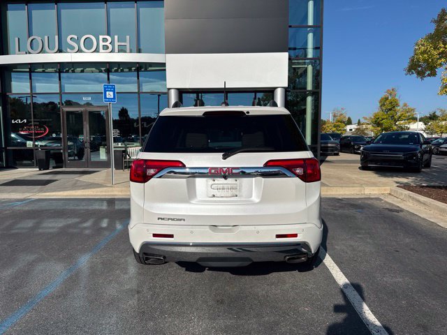 Used 2019 GMC Acadia Denali w/ Technology Package FWD image 4