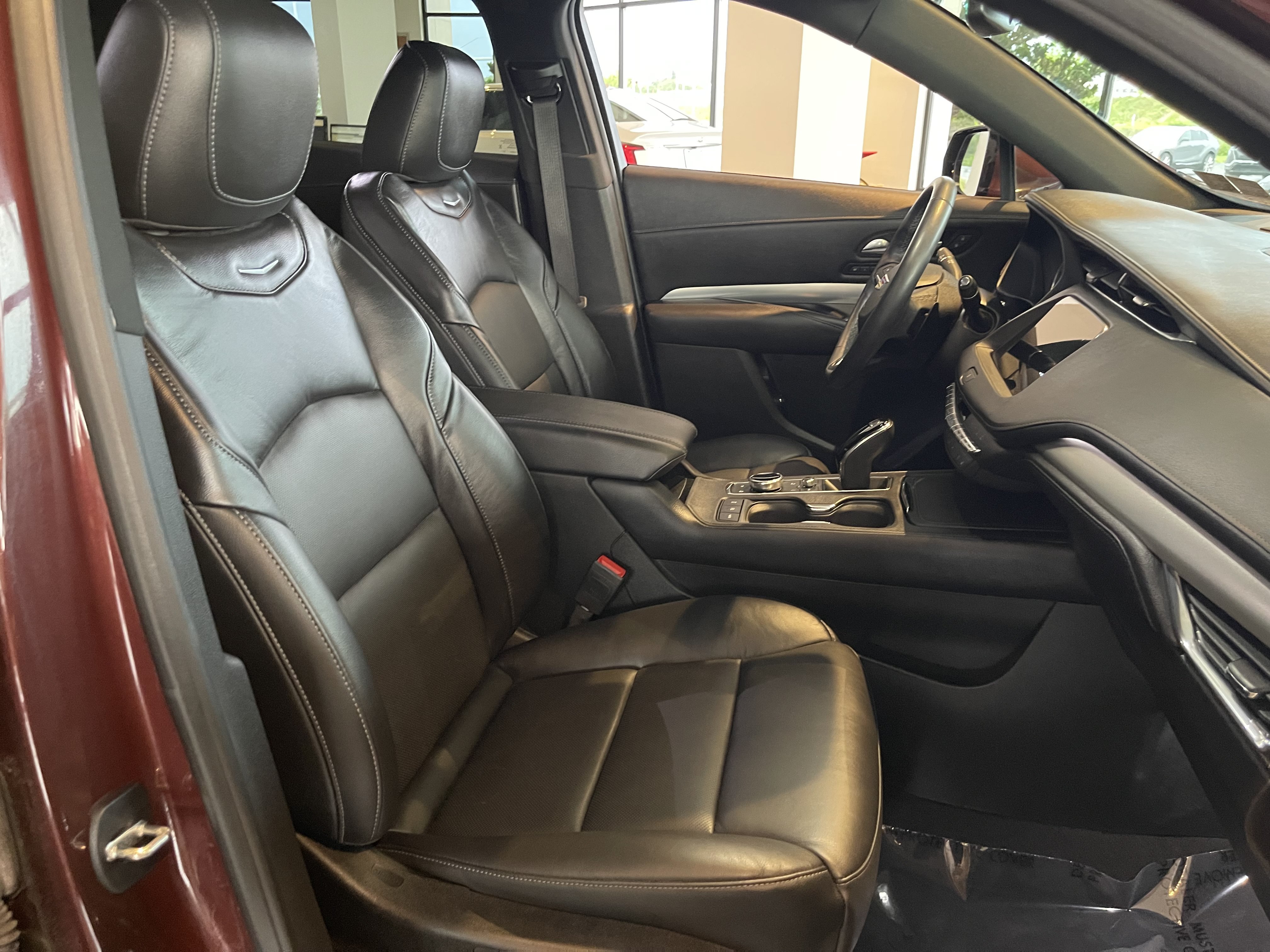 Certified 2023 Cadillac XT4 Premium Luxury AWD/4WD image 18