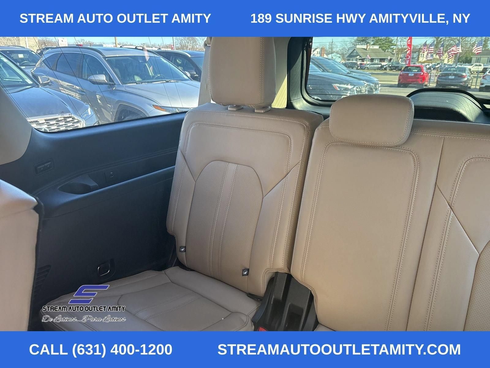 Used 2022 Ford Expedition Max Limited AWD/4WD image 25