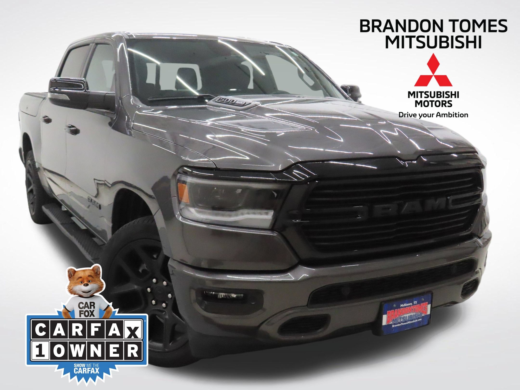 Used 2024 RAM 1500 Laramie AWD/4WD image 1