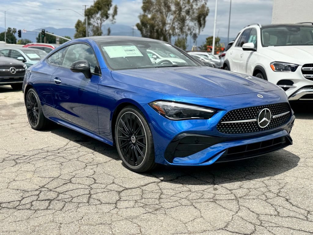 Used 2025 Mercedes-Benz CLE 300 4MATIC Coupe image 2