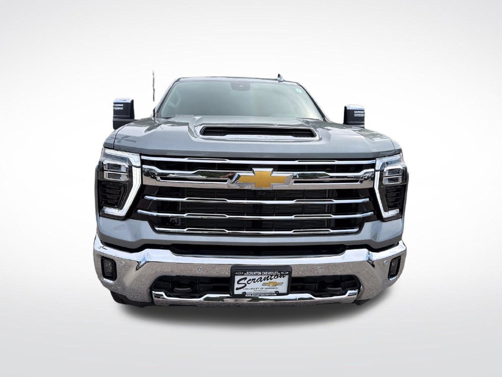 New 2026 Chevrolet Silverado 2500 LTZ w/ LTZ Plus Package AWD/4WD image 9