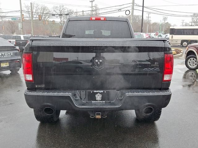 Used 2017 RAM 1500 Express w/ Black Ram 1500 Express Group AWD/4WD image 6