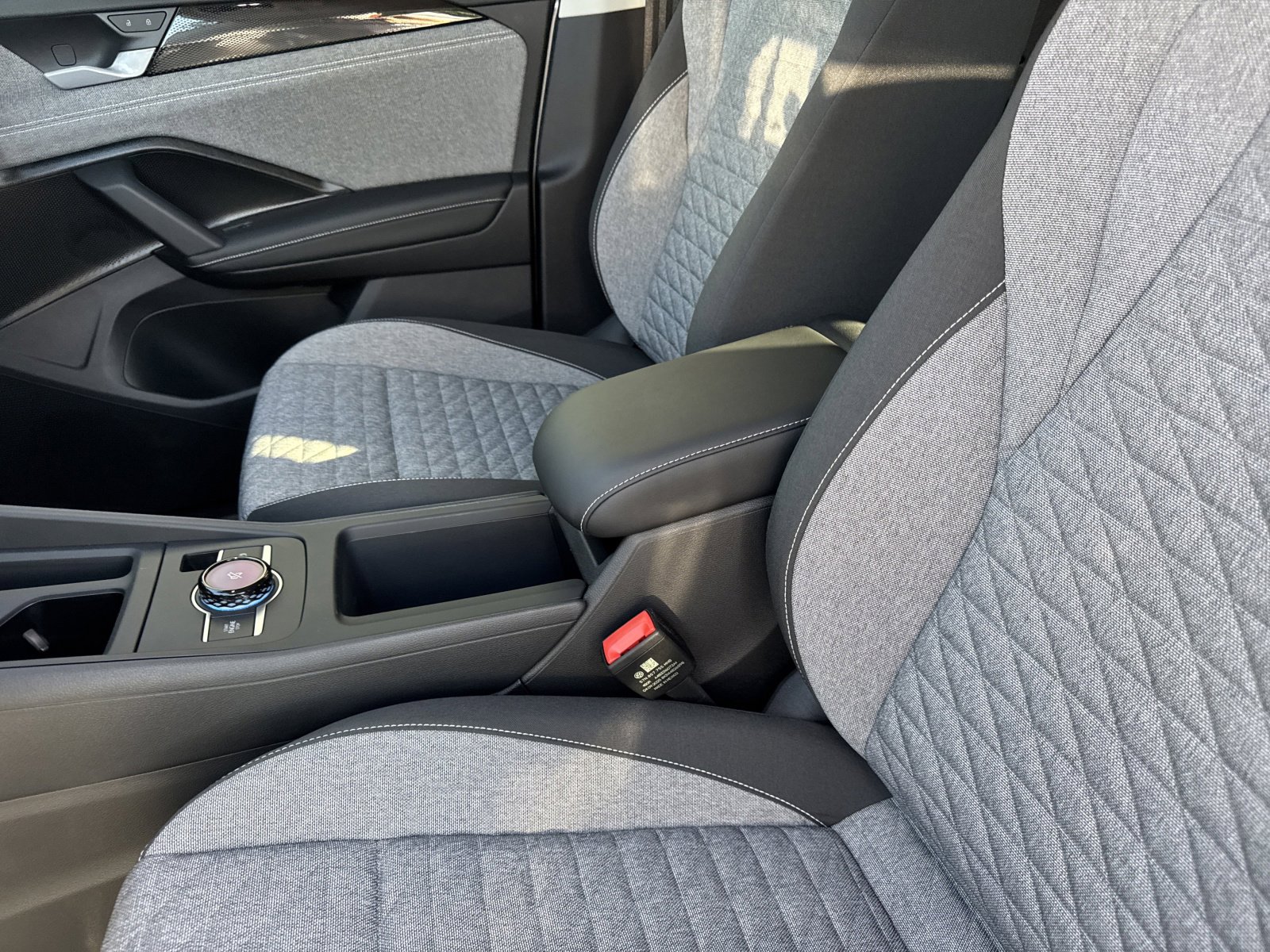 New 2026 Volkswagen Tiguan S FWD image 15