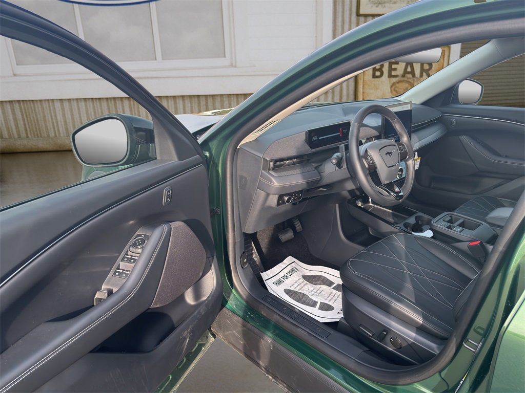 New 2025 Ford Mustang Mach-E Select image 17