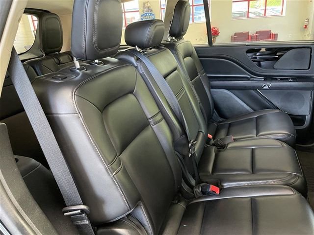 Used 2023 Lincoln Aviator AWD image 25
