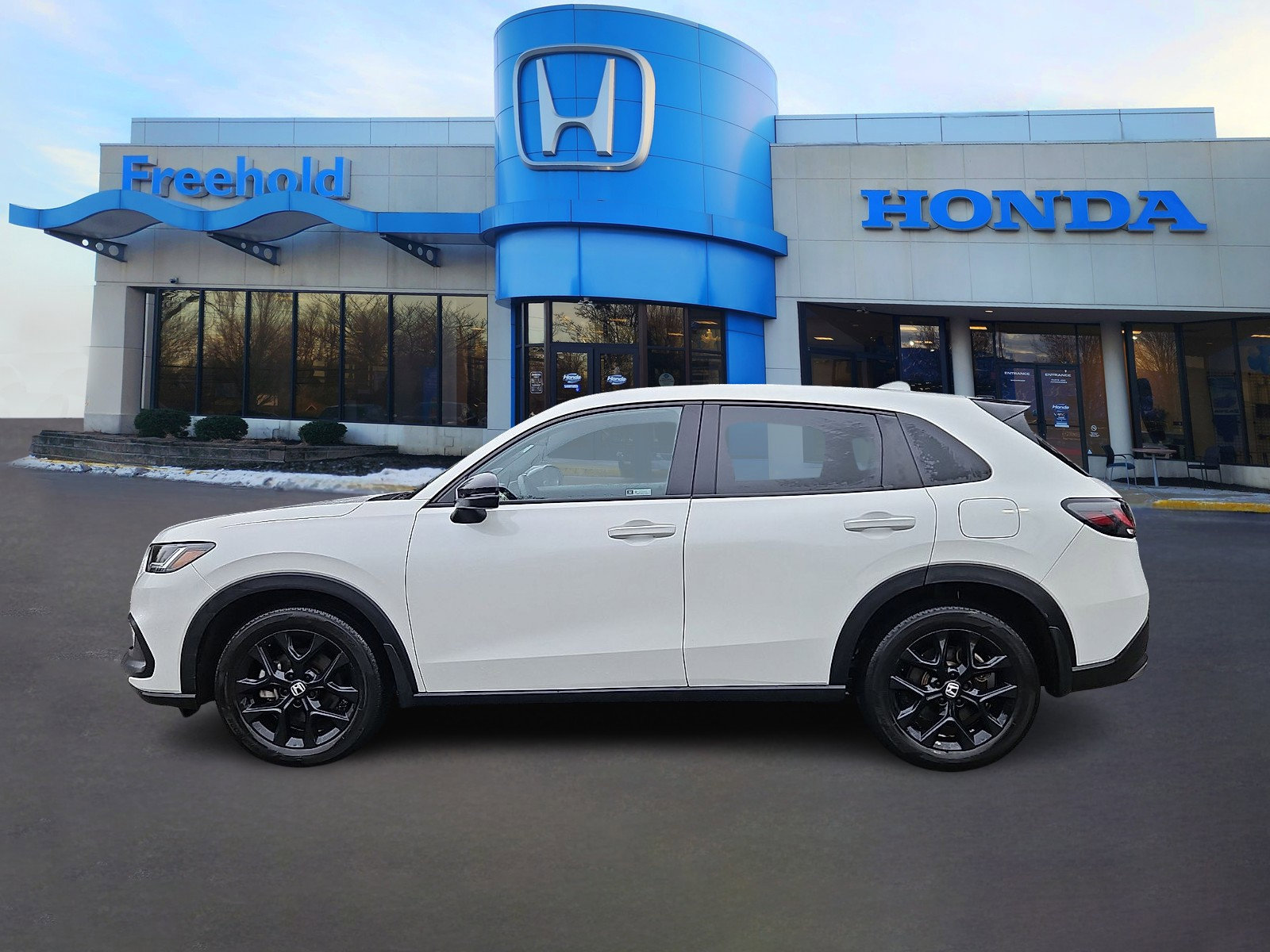 Used 2024 Honda HR-V Sport image 4