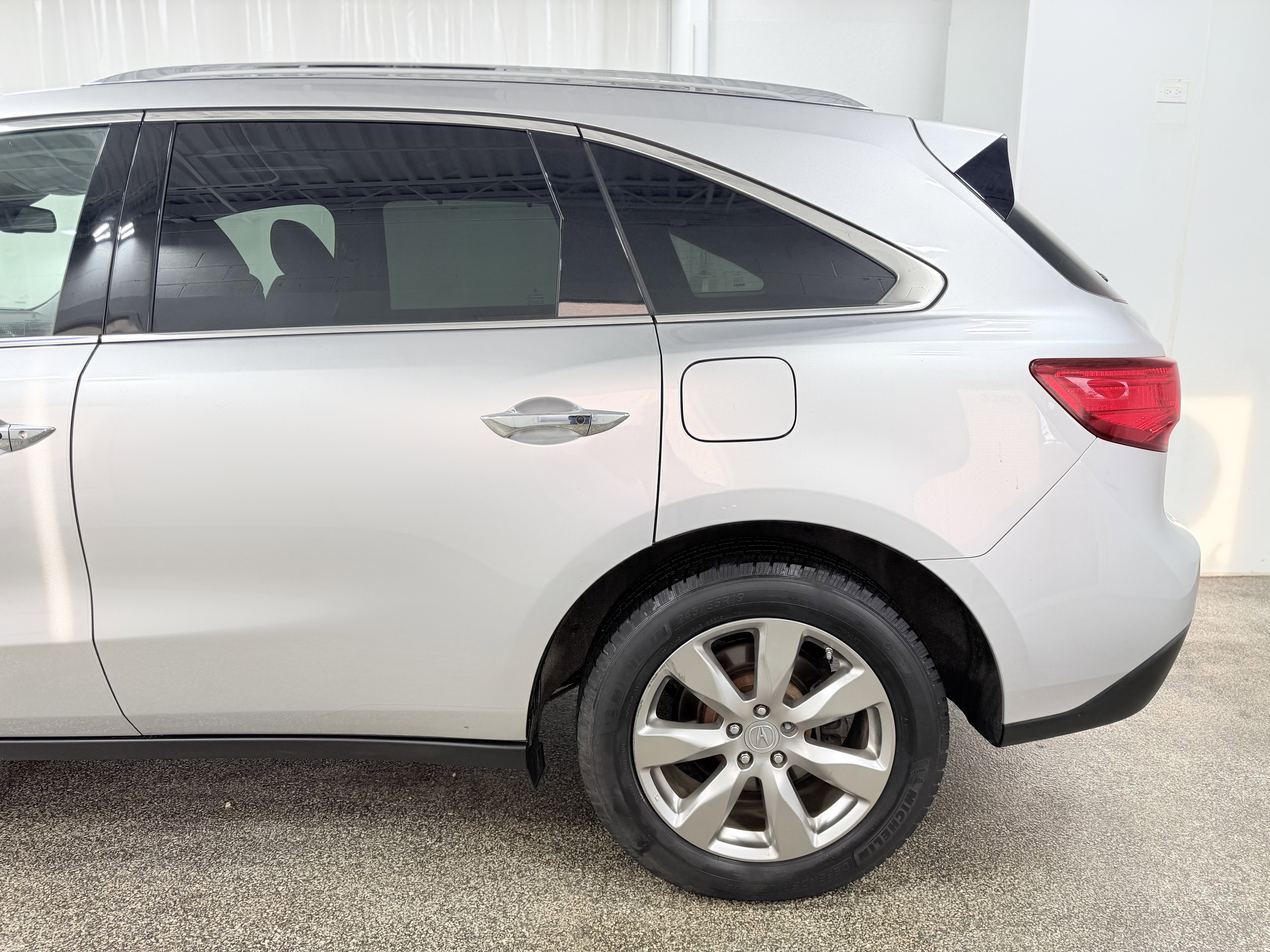 Used 2015 Acura MDX SH-AWD w/ Advance Package image 5