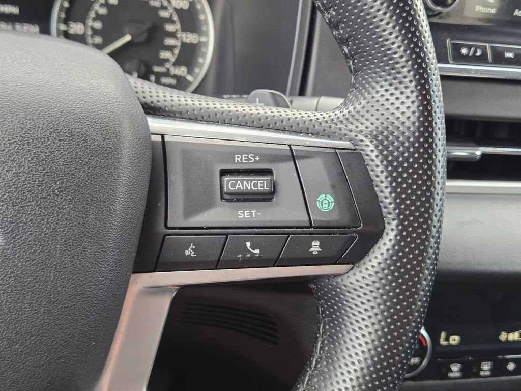 Used 2024 Mitsubishi Outlander SE Black Edition image 32