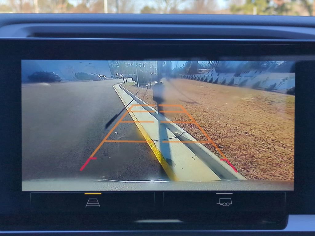 Used 2023 Chevrolet Silverado 1500 LT image 19