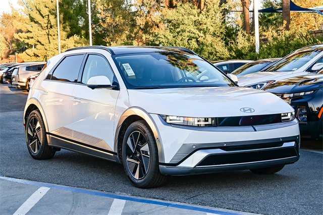 New 2026 Hyundai Ioniq 5 Limited image 3