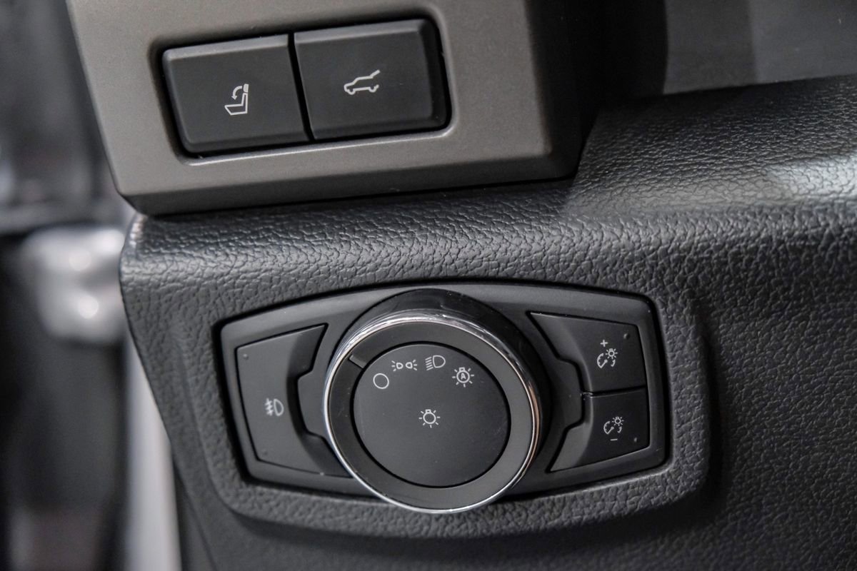 Used 2020 Ford Expedition XLT w/ Equipment Group 202A image 28