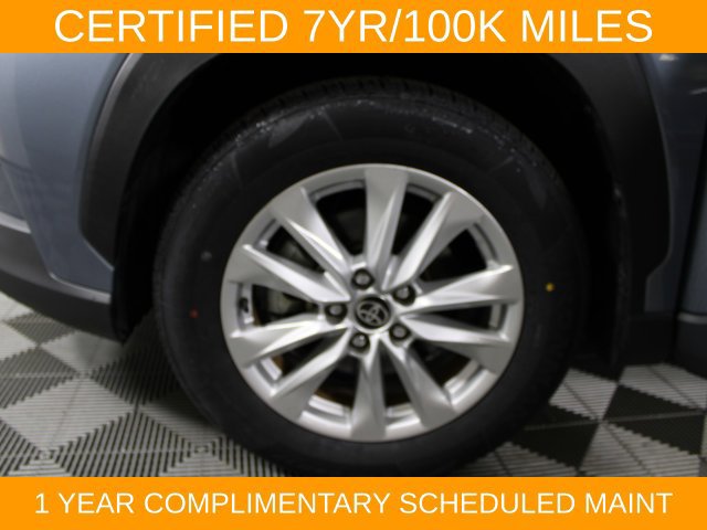 Used 2023 Toyota Corolla Cross LE FWD image 26