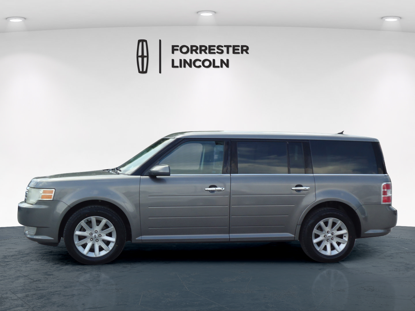 Used 2010 Ford Flex SEL FWD image 6