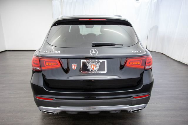 Used 2020 Mercedes-Benz GLC 300 4MATIC w/ Parking Assistance Package image 15