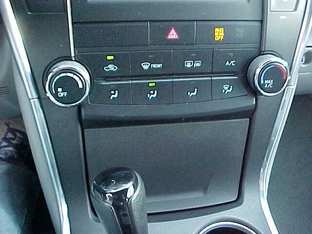 Used 2016 Toyota Camry LE image 26