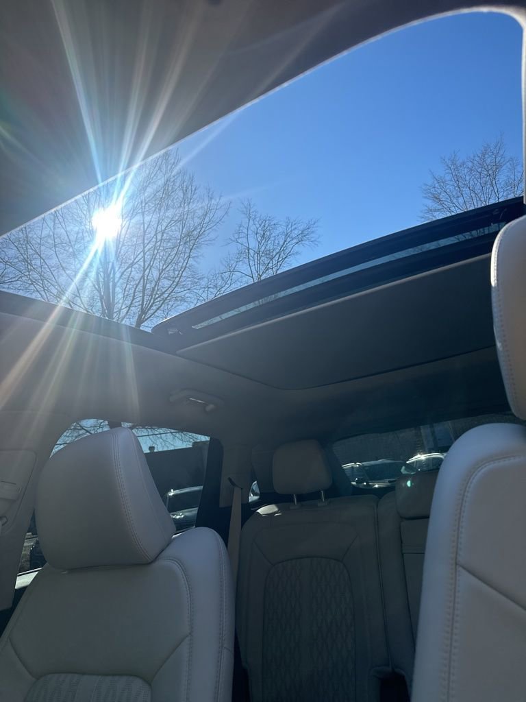 Used 2022 Lincoln Nautilus Black Label w/ Class II Trailer Tow Package image 20