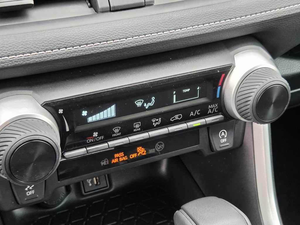 Used 2025 Toyota RAV4 LE FWD image 16