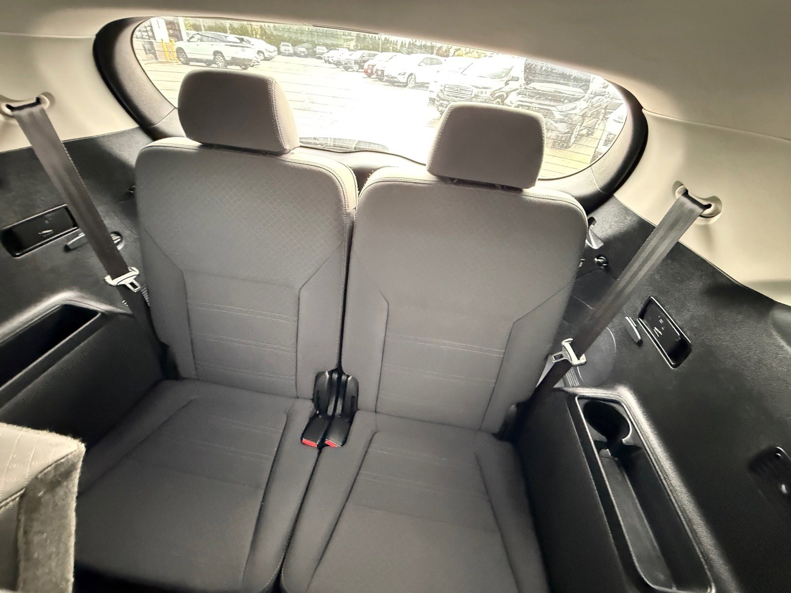 Used 2019 Kia Sorento S image 16