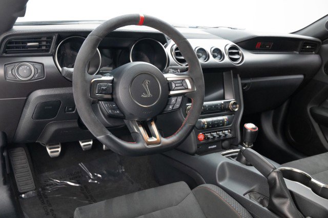 Used 2017 Ford Mustang Shelby GT350R w/ GT350R Equipment Group 920A image 6