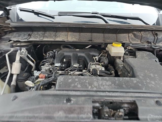 Used 2024 Nissan Pathfinder SV image 18