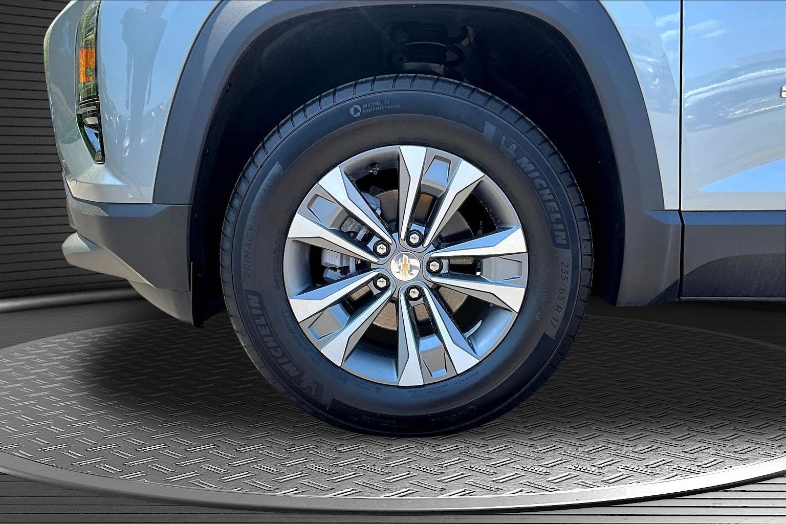Used 2026 Chevrolet Equinox LT w/ Safety and Technology Package AWD/4WD image 25