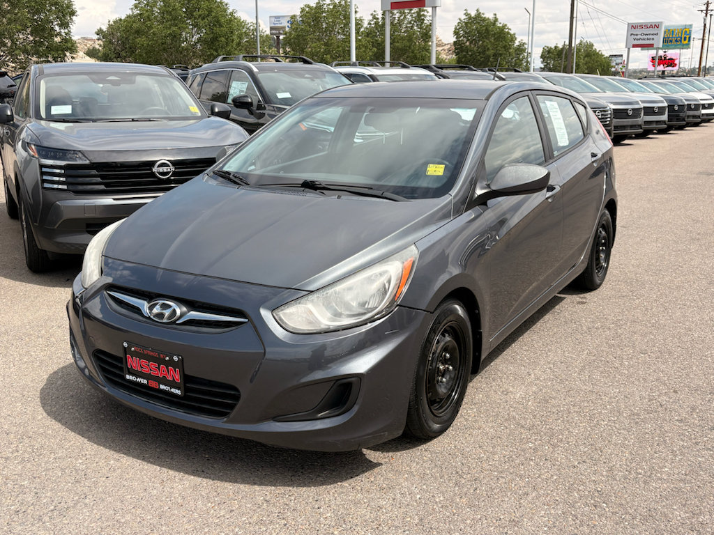 Used 2013 Hyundai Accent GS FWD image 1