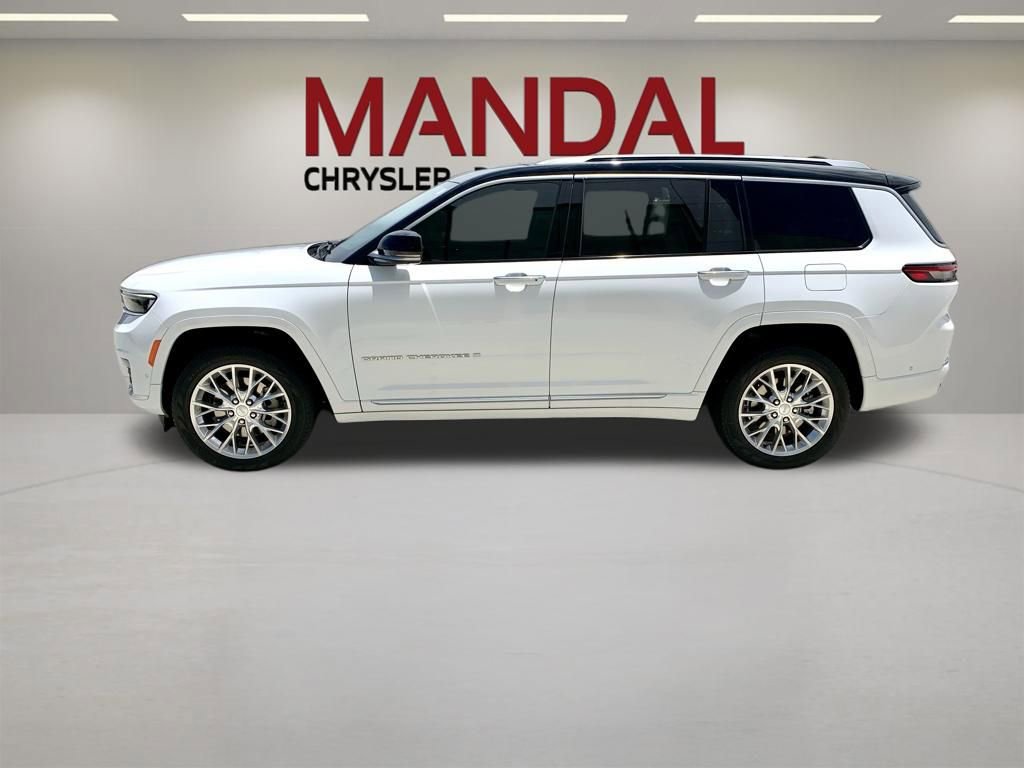 Used 2021 Jeep Grand Cherokee L Summit w/ Advanced Protech Group IV AWD/4WD image 8