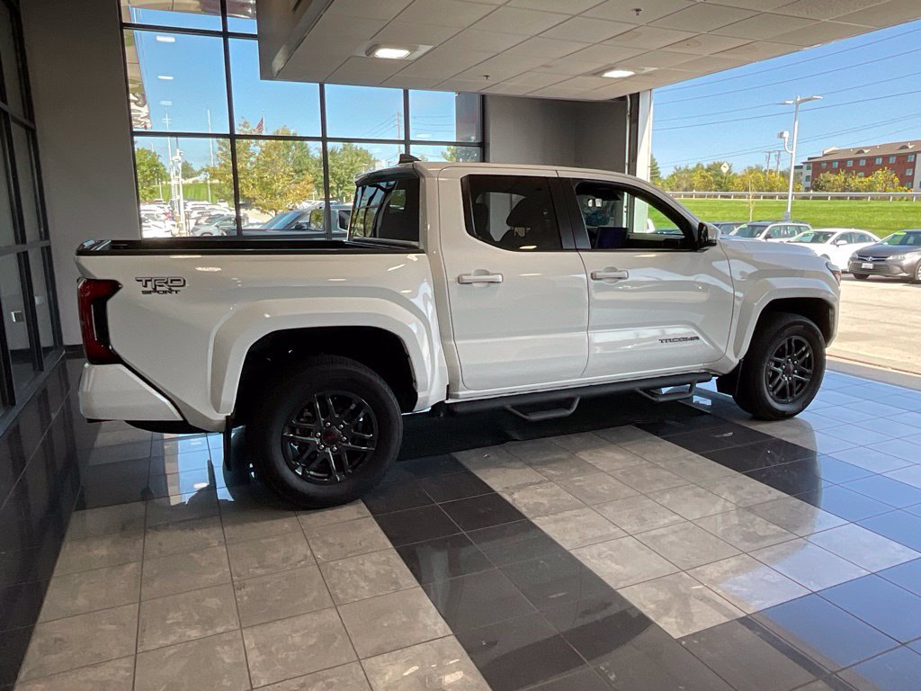 Certified 2024 Toyota Tacoma TRD Sport AWD/4WD image 6