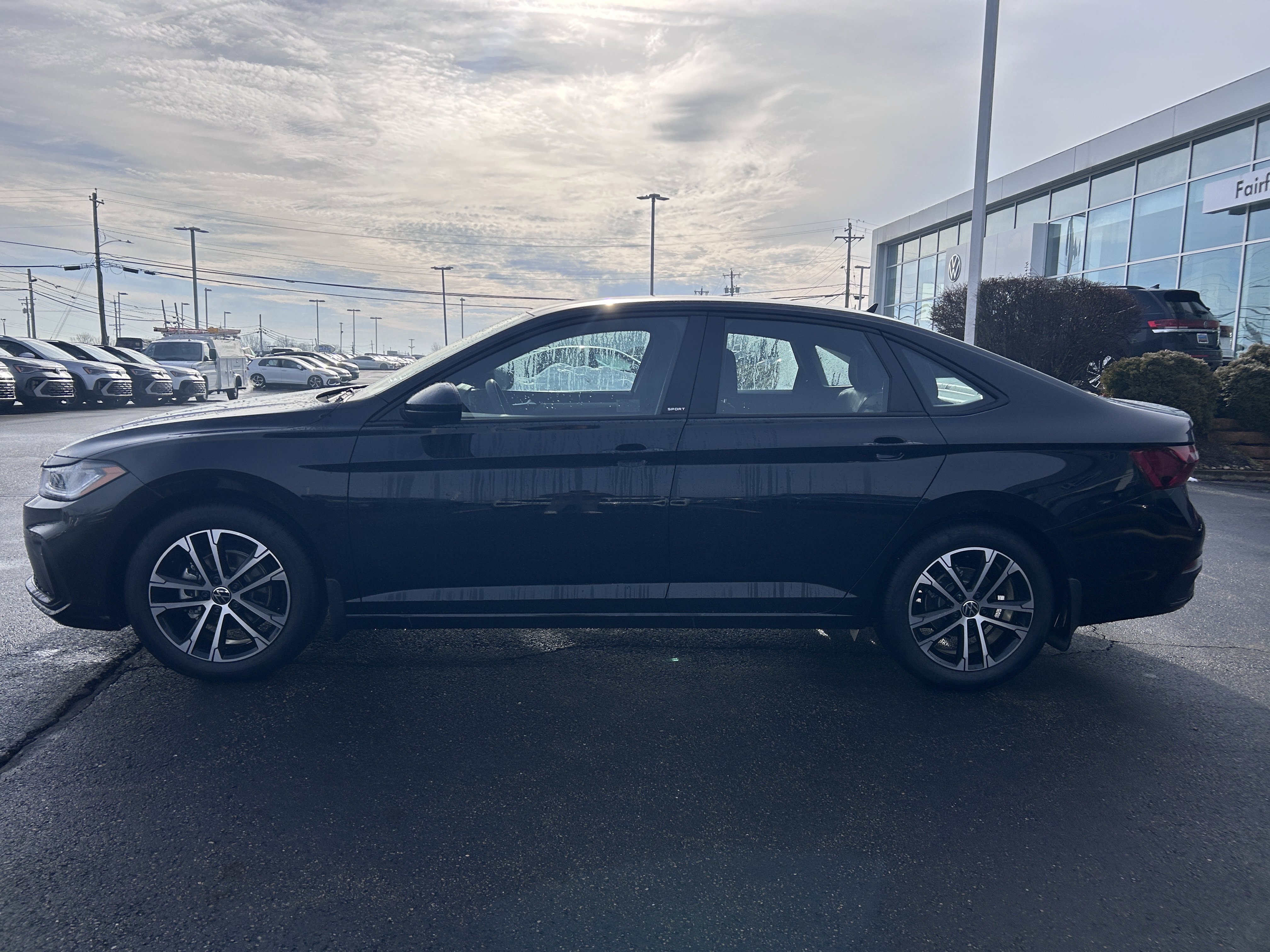 New 2025 Volkswagen Jetta Sport image 4